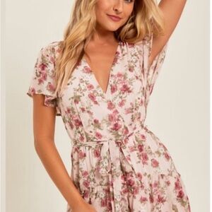 Floral romper size XL JUNIORS, NEW WITH TAGS